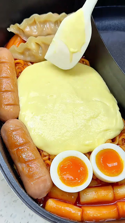Chinese man makes ble combo hot pot for his girlfriend cheese Turkey noodles and boiled