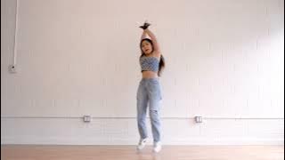 NAYEON 'POP!' Lisa Rhee Dance Mirror