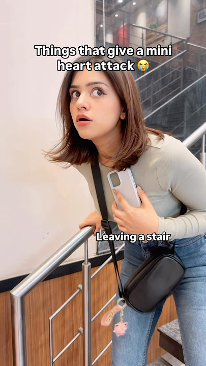 Things that give a mini heart attack😭