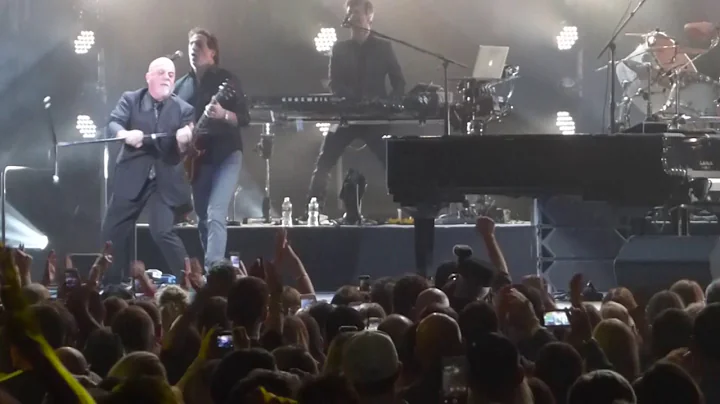 "It's Still Rock N Roll to Me" Billy Joel@Madison Square Garden New York 11/30/16