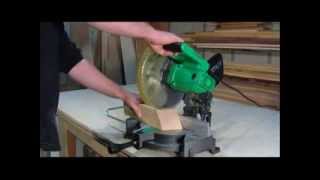 HITACHI Compound Miter Saw 10" C10FCE2 - Aubuchon Hardware