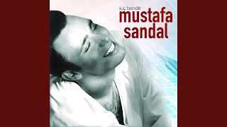 Video thumbnail of "Mustafa Sandal - Bu Kız Beni Görmeli"
