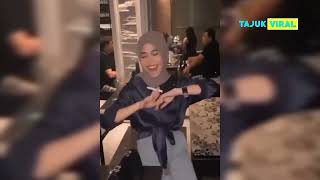 Viral Ukhti Cantik Lagi Asyik Dugem Sambil Minum