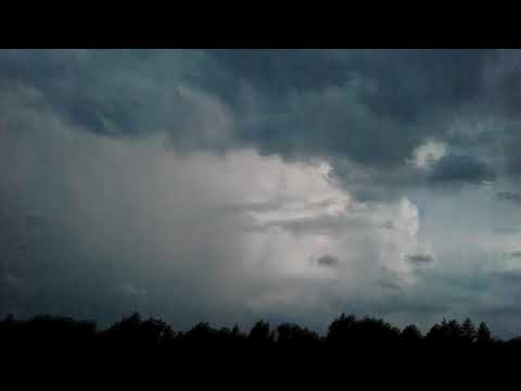 Video: Dangus Artėja