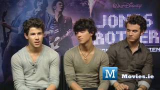 The jonas brothers talk to paul byrne for http://www.movies.ie here
joe jonas, nick & kevin about swapping their purity rings pure evil
...