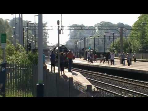 60163 Tornado passes through Berkhamsted, 22nd May...