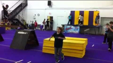 Andrew Black - Kong front dash out