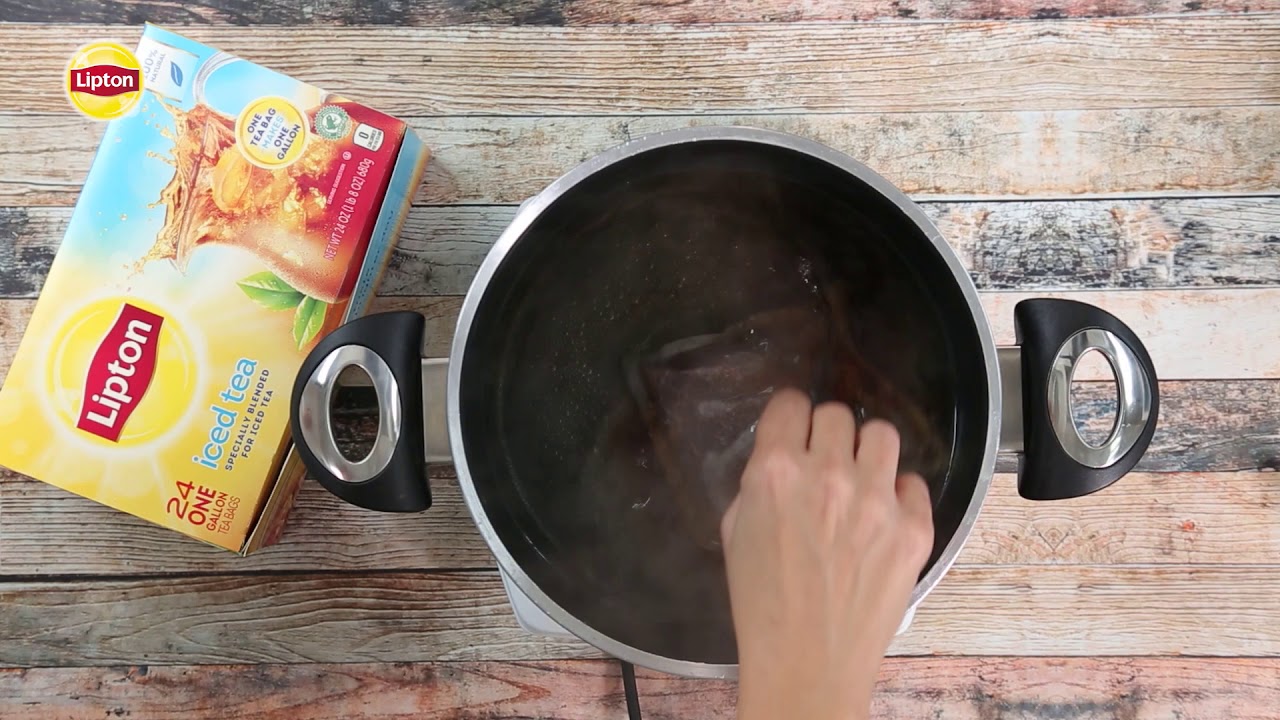 Lipton Fresh Brewed Iced Tea - Boiling Tea Bags | Unilever Food Solutions  Arabia - Youtube