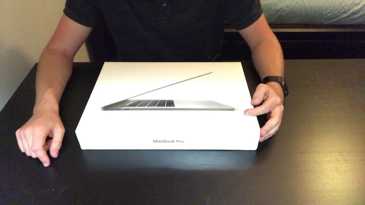 Unboxing: 15" MacBook Pro w/ Touch Bar (Late 2016)