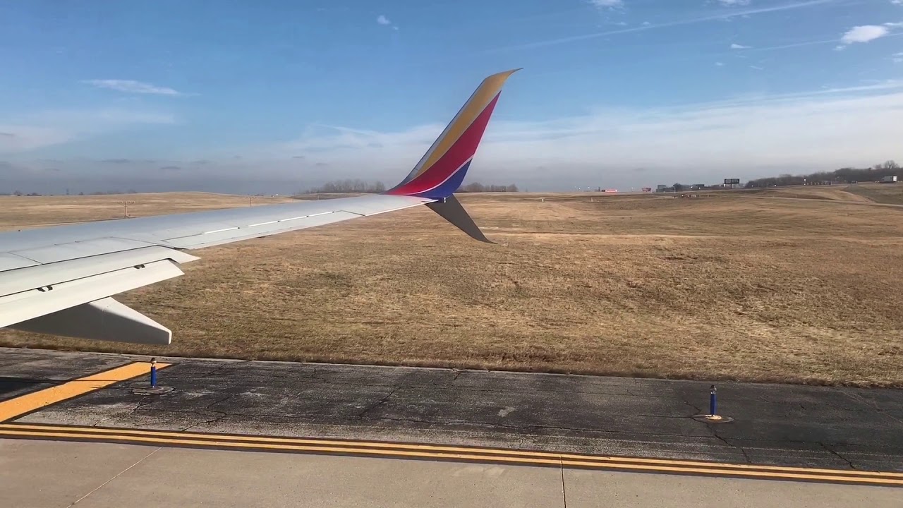 Southwest Airlines Flight 2063 B737-800 Engine Startup, Taxi, Takeoff