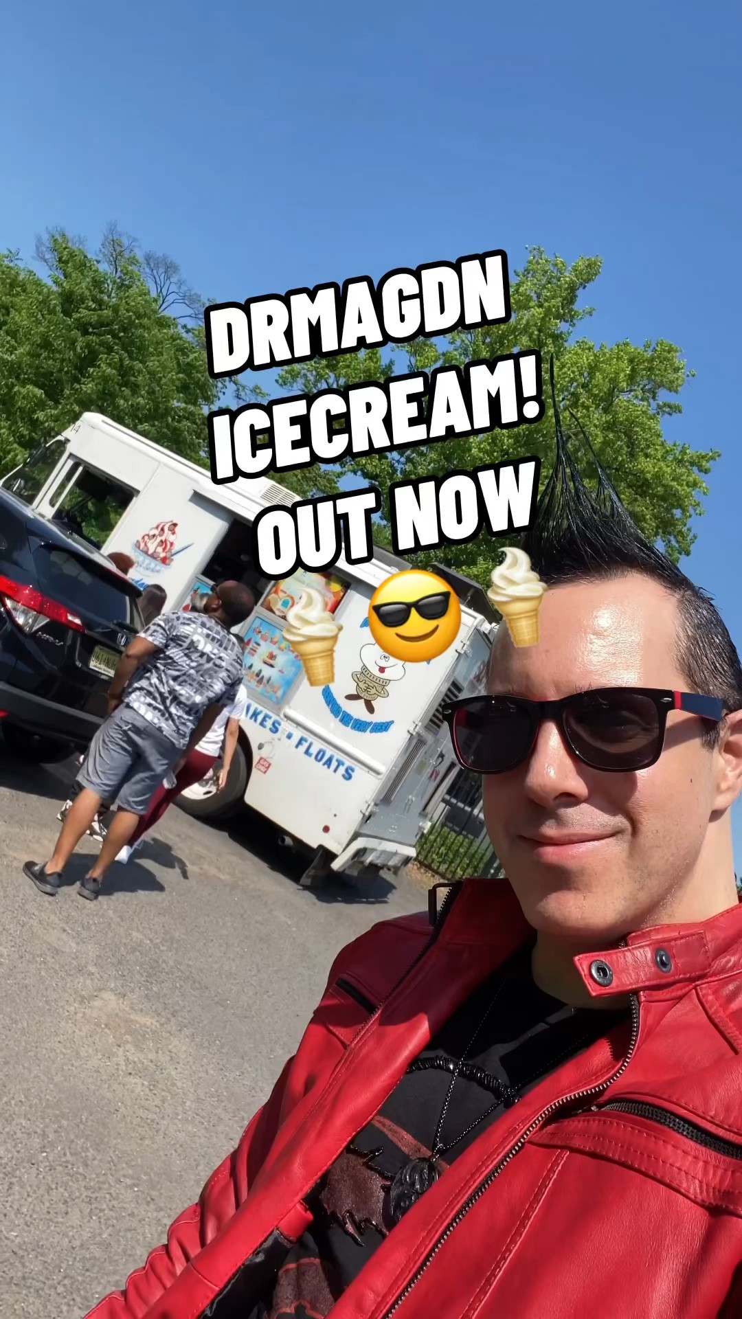 This is the original video where I got the idea to make ICECREAM! while standing in line at the park