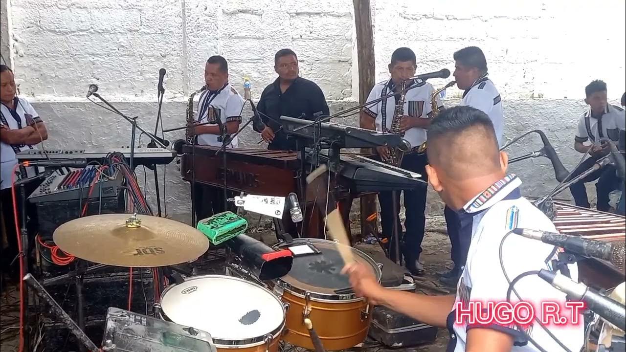 Los Hermanos Fernández( son ) YouTube