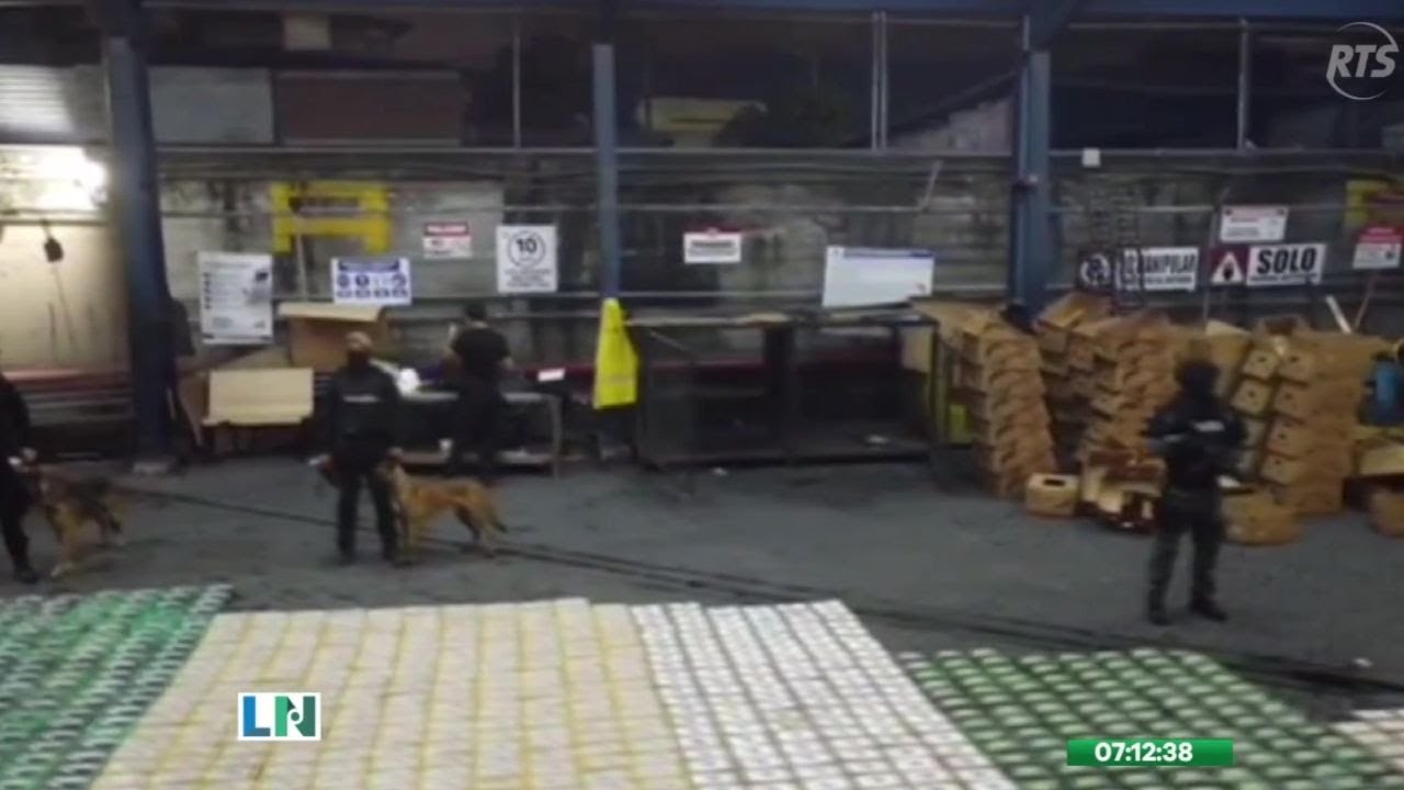 Autoridades decomisan 2.5 toneladas de droga - YouTube