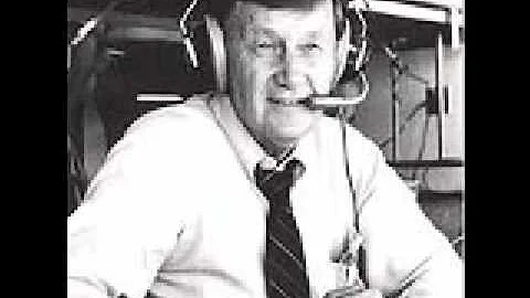 Larry Munson's Famous Calls - Lindsay Scott