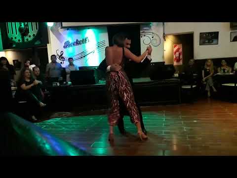 Virginia Pandolfi y Jonathan Agüero bailando Milonga en Tucuman