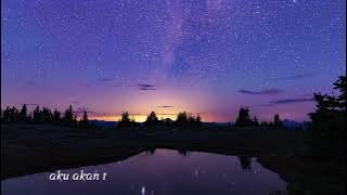 Menunggumu di ujung senja