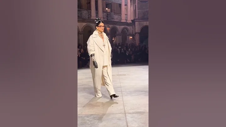 Deepika Padukone slayed the ramp as she opened for Sabyasachi 24th Anniversary Show ✨️😍🔥