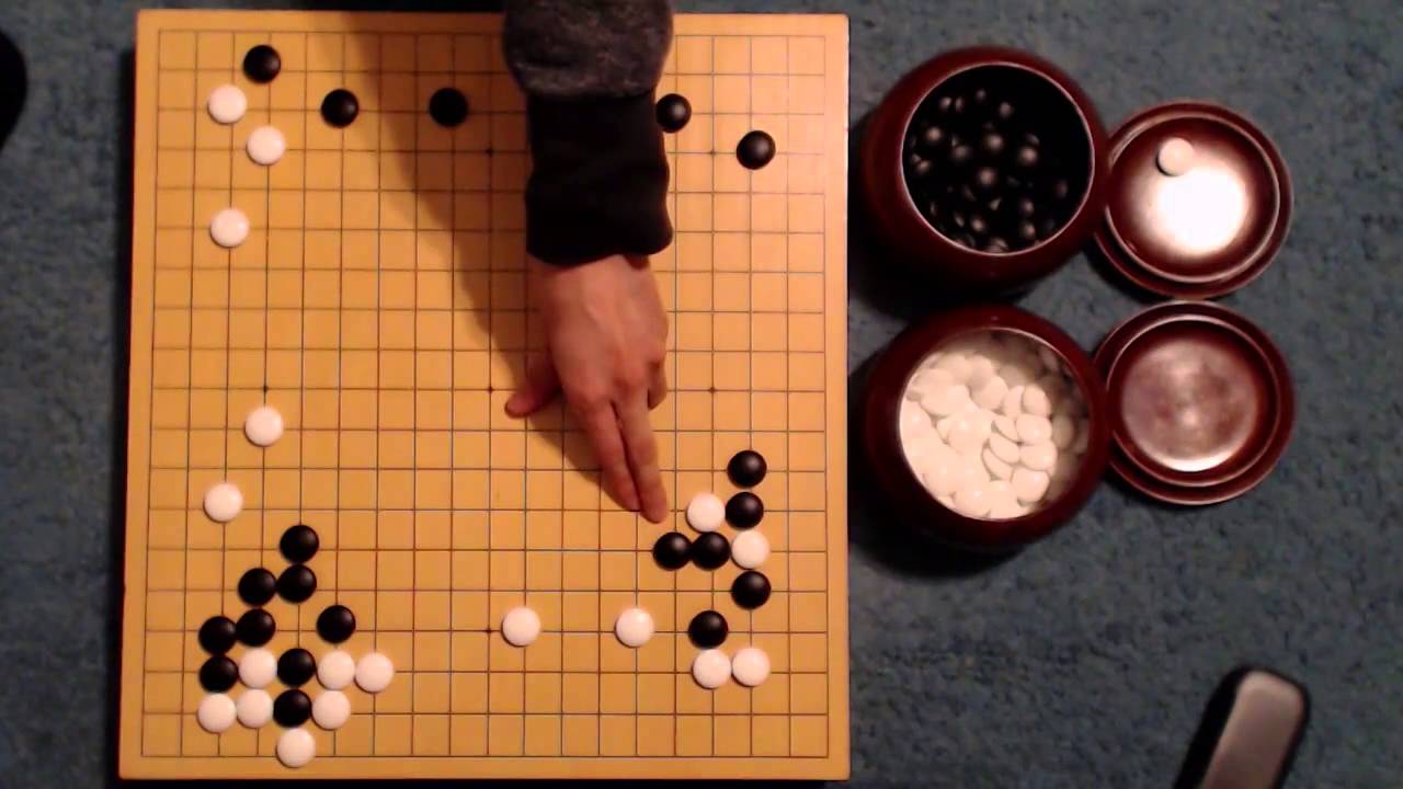 Real Board Go Lectures - Earliest Lee Sedol Game - YouTube