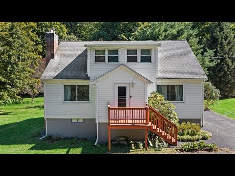 6 Muddle Ln, Newburgh, NY home video tour