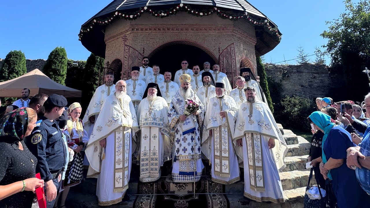 Hramul Mănăstirii Hadâmbu, serbat prin Liturghie arhierească ￼