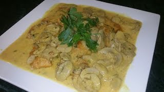 Filets de dinde à la crème et aux champignons         شرائح الديك الرومي بالكريما و الفطر