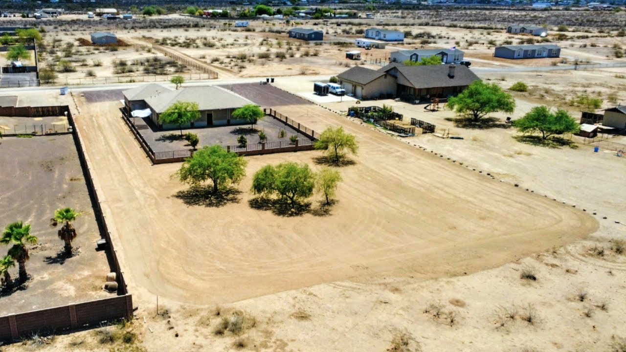 Wittmann, Arizona Home Tour $449,995 1,698 Sqft, (1 Acre of Land)
