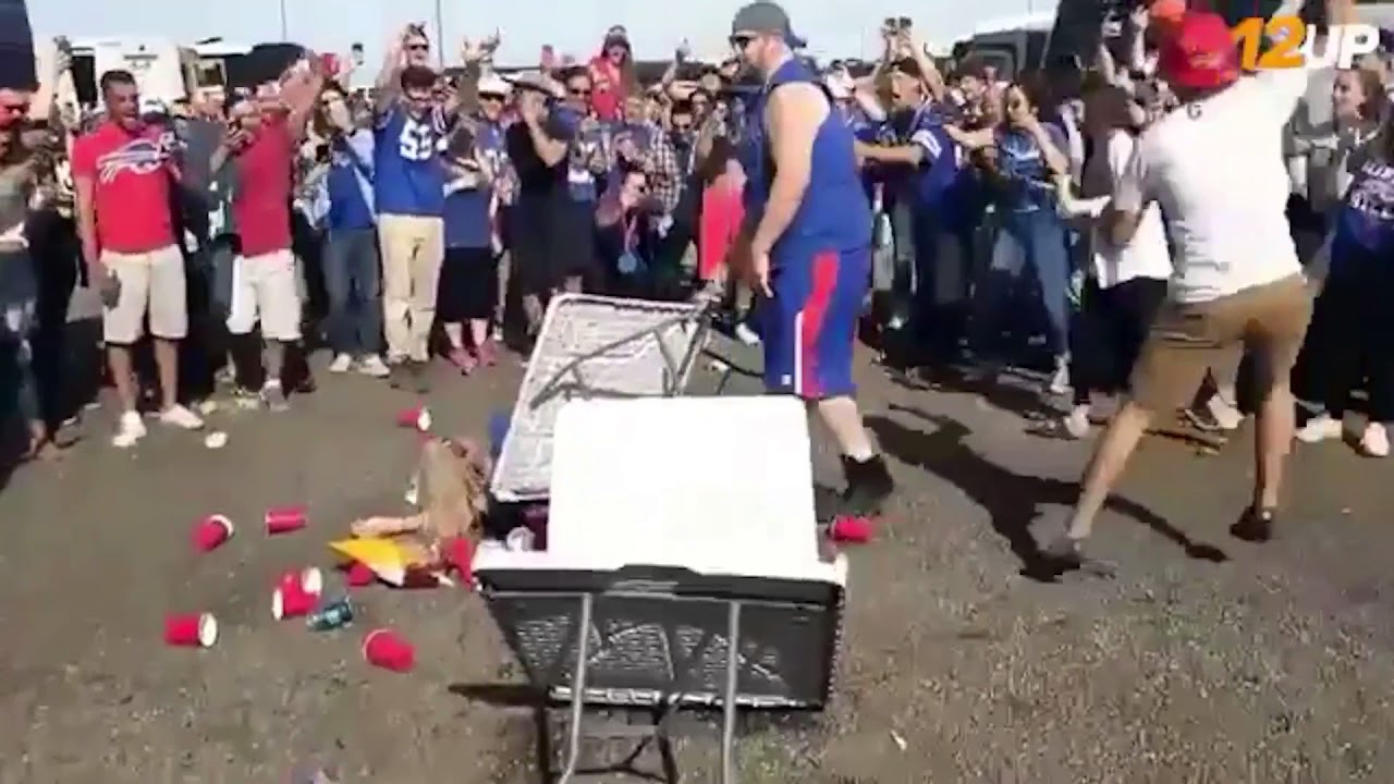 BILLSMAFIA #BILLSMAFIA TABLE JUMPS FOOTBALL PARKING LOT TAILGATE PARTY