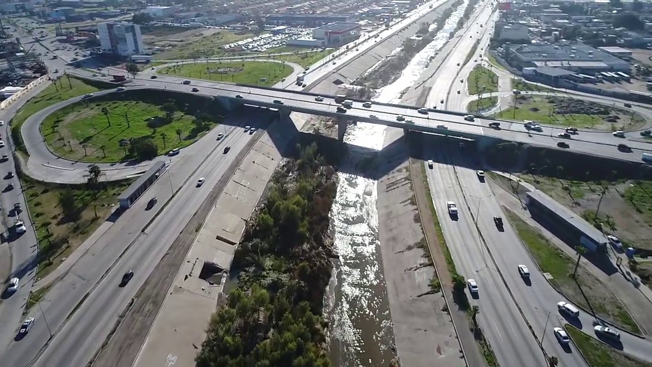 CANAL RIO TIJUANA 10 DE ENERO 2020 - YouTube