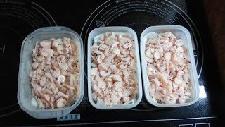 安くオキアミの刺し餌を作る,水中で良く見える白にしたが半分に食用の紅をまぶす事も有る