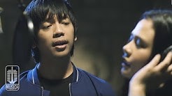 D'MASIV & Chrisye (Special Guest Maizura) - Selamat Jalan Kekasih | Official Video  - Durasi: 4:52. 