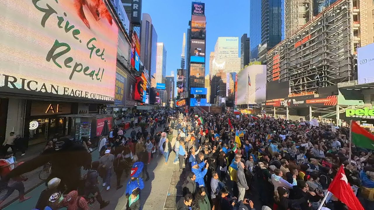 PassionTV Live Stream Night Tour The Times Square in Manhattan New