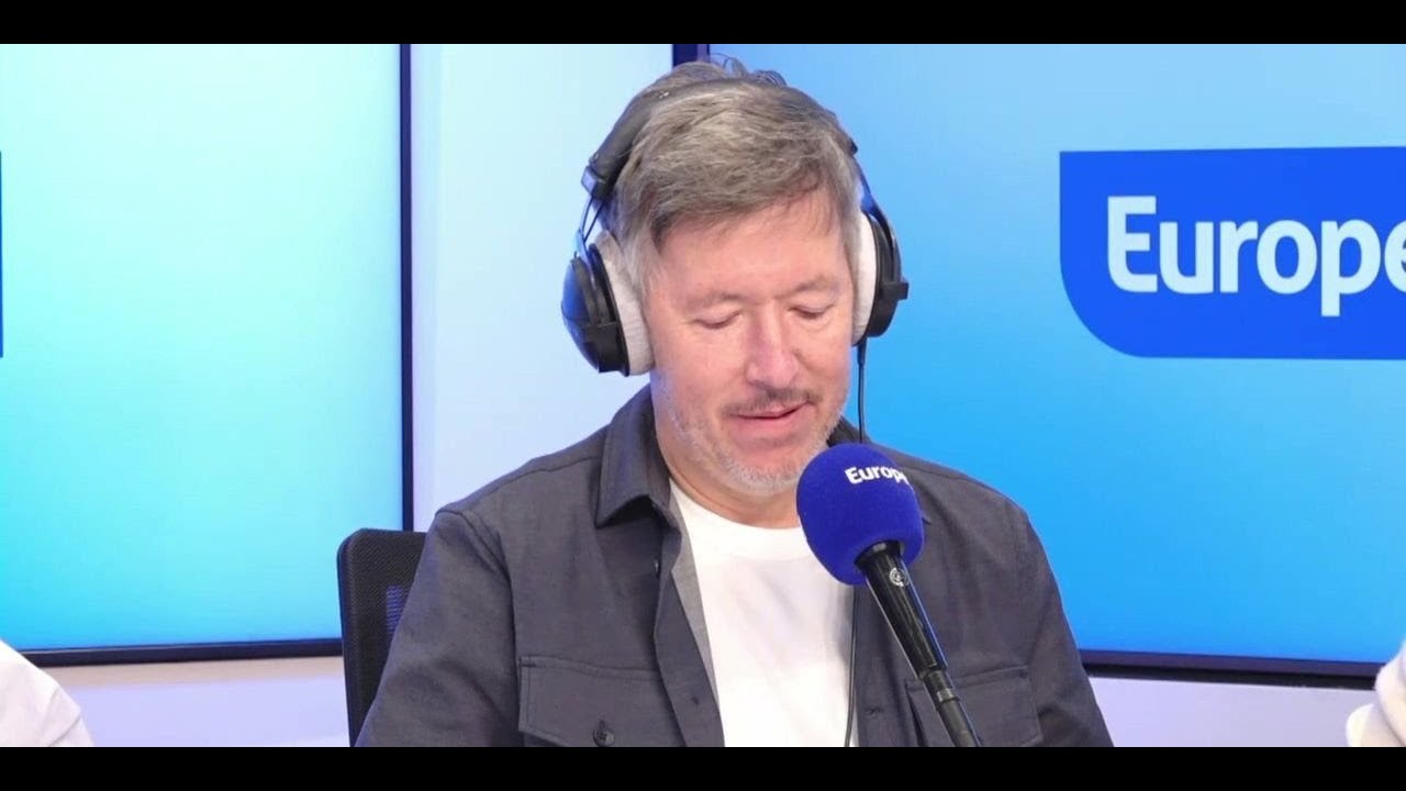 Jean-Luc Lemoine : «Tu es un H, ça veut dire que tu peux servir de poteaux de rugby»