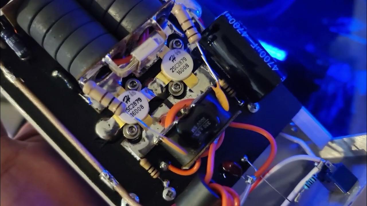 Amplifier 2x2879 hg - YouTube