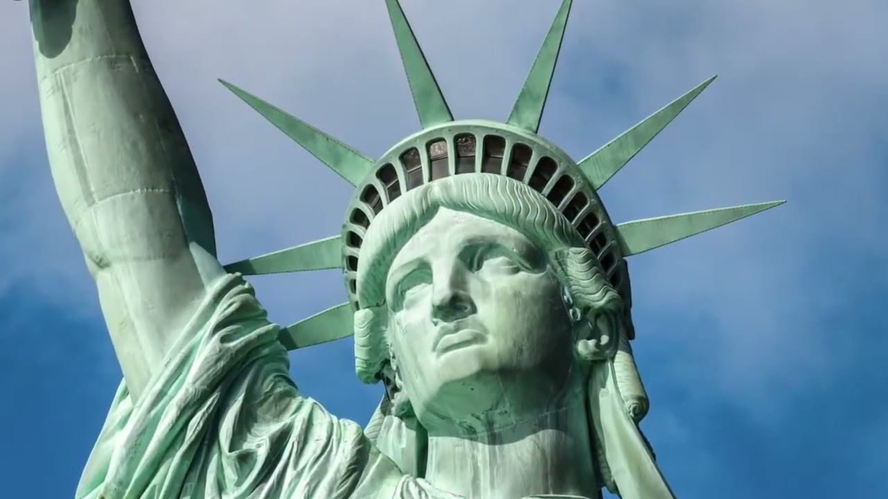 L'ÉPOQUE USA - Statue of Liberty - Born to be free!
