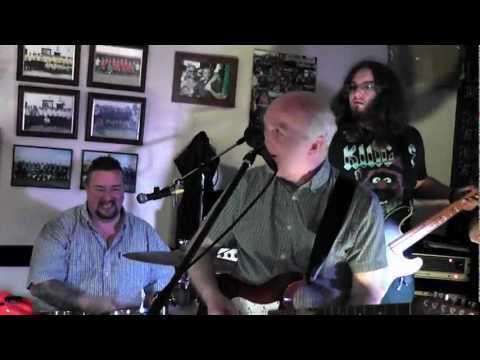 Alex Knowles, Kenny Petrie, Len Tucky, Jason Bangers and Bob, Running down the dream cover