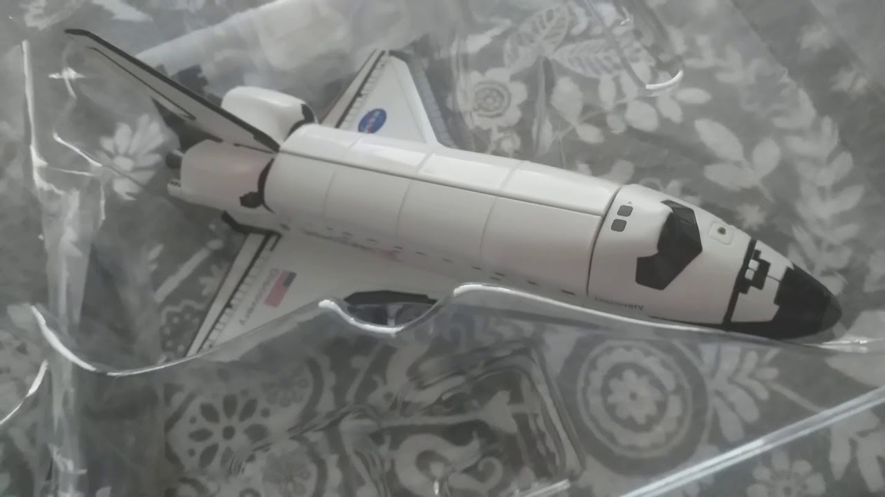 nasa space shuttle model