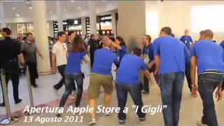 Cori per apertura Apple Store a I Gigli di Campi Bisenzio (Fi) - YouTube