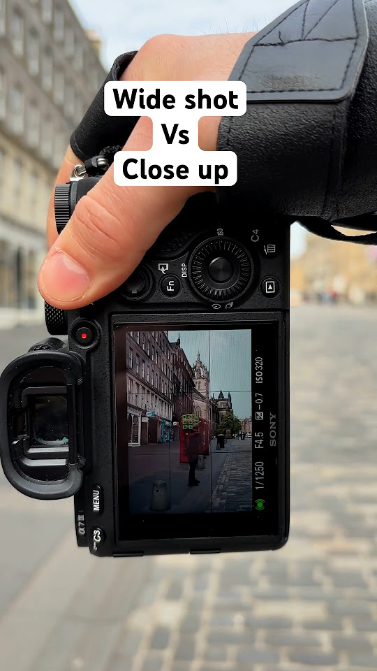 Wide shot vs close up, what’s better?photography portrait shorts pov photoshoot sony YouTube