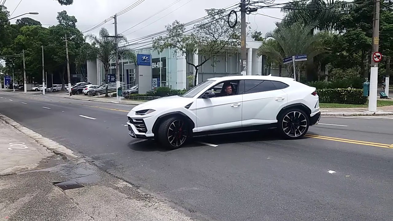 Lamborghini Urus Brasil - YouTube