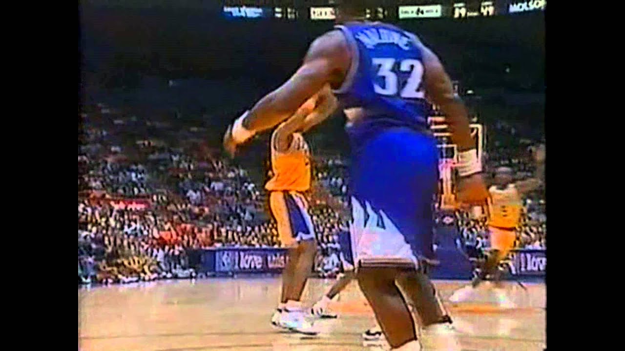 コービー ブライアント主催 エアボールパーティー Nba Room