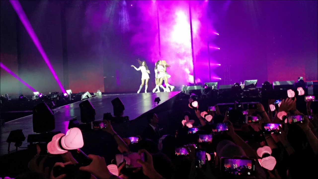 Blackpink in Macau - DDU-DU DDU-DU