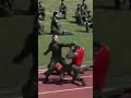 فتاه كوريه تعلم الدفاع عن النفس في الجيش الكوري