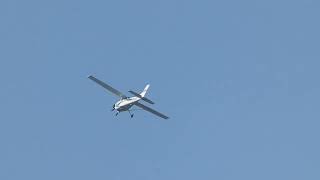 Panasonic Lumix FZ80 zoom test - piston engine powered training aircraft