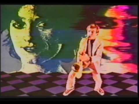 The Waitresses "I Know What Boys Like" Original Music Video
