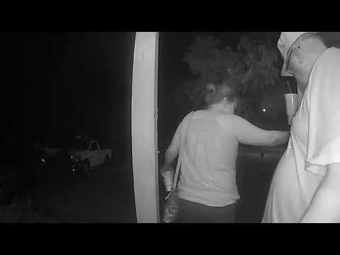 Woman Farts Loudly In Front Of Husband While Leaving Daughter's House - 1196240