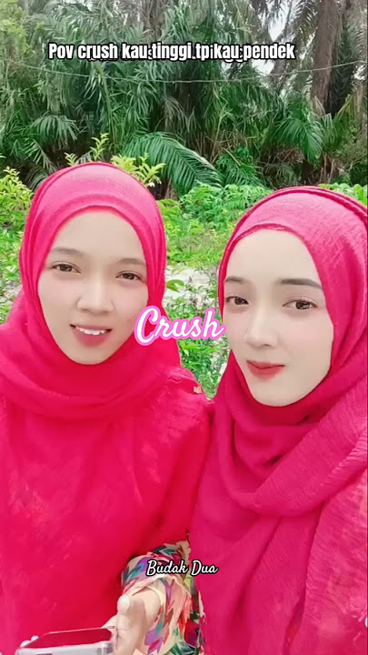 crush? jom subscribe kmi Dua ✌️🤣 #kembar #comedyentertainment #cover #crushing #viralshort #love