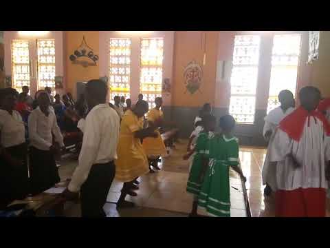 Ndidzamthokoza Mbuye Wanga-Mzimu Woyera Choir- Nkhotakota__6th July.mp4