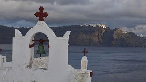 Santorini alvo de falsos vídeos de erupções vulcânicas