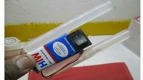 How to make SuperBright LED Flashlight using Glue Sticks