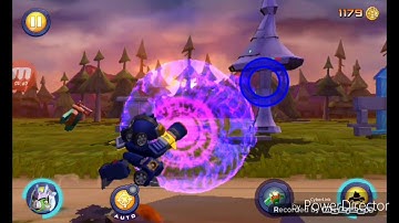 Angry Birds Transformer  "Chef pig as Soundwave"